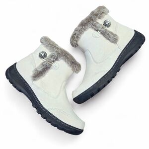 Khombu Iris 1527296 Ivory Suede Leather All Weather Boots W/ Faux Fur Trim Sz 7M